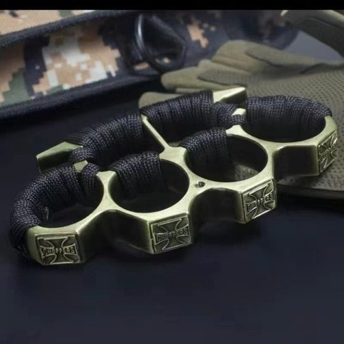 Self-defense-wolf-Brass-knuckles-finger-jab-vehicle-mounted-escape-device-ring-ring-thickened-hand-brace-1.jpg_640x640-1.jpg Self-defense wolf Brass knuckles finger jab vehicle mounted escape device ring ring thickened hand brace fist buckle - 1 - Image 1